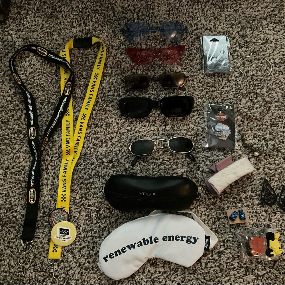 Free Item w/ Purchase of $20+